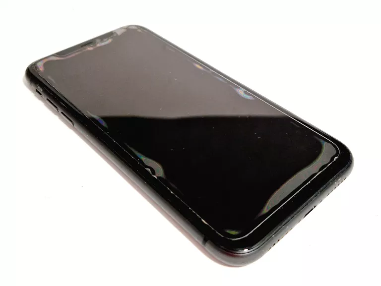 TELEFON IPHONE 11/KOMPLET