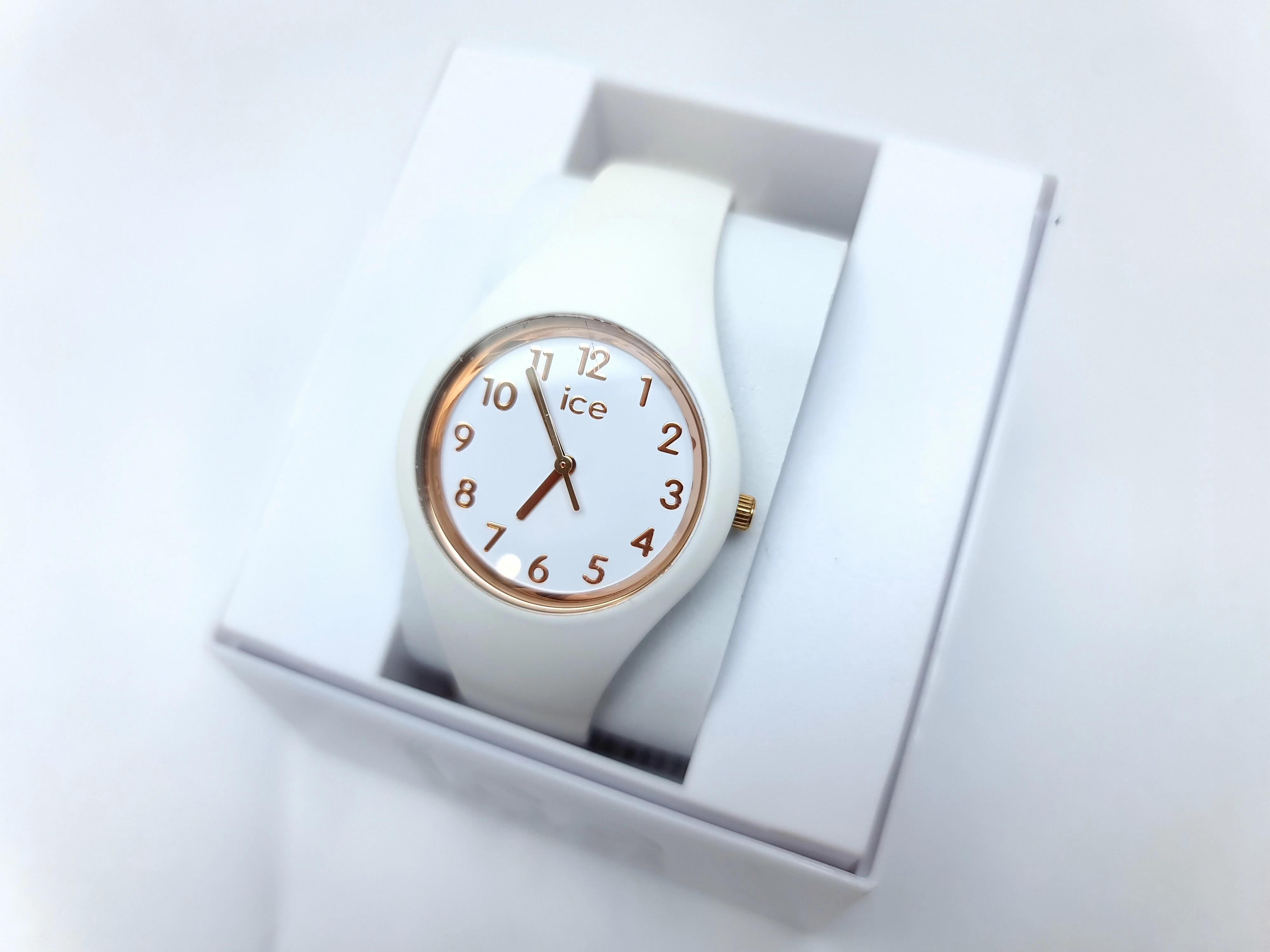 zegarek-damski-ice-watch-015-337-wolnosci-336-zabrze-sj