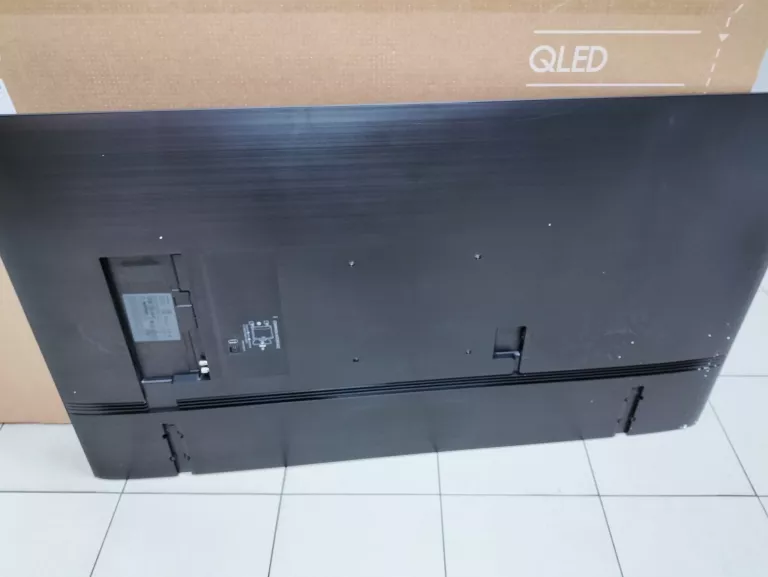 TELEWIZOR SAMSUNG QLED Q60 QE55Q67AAU