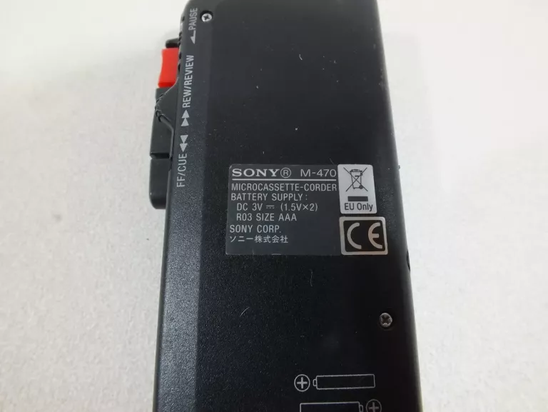 DYKTAFON SONY M-470