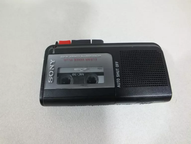 DYKTAFON SONY M-470