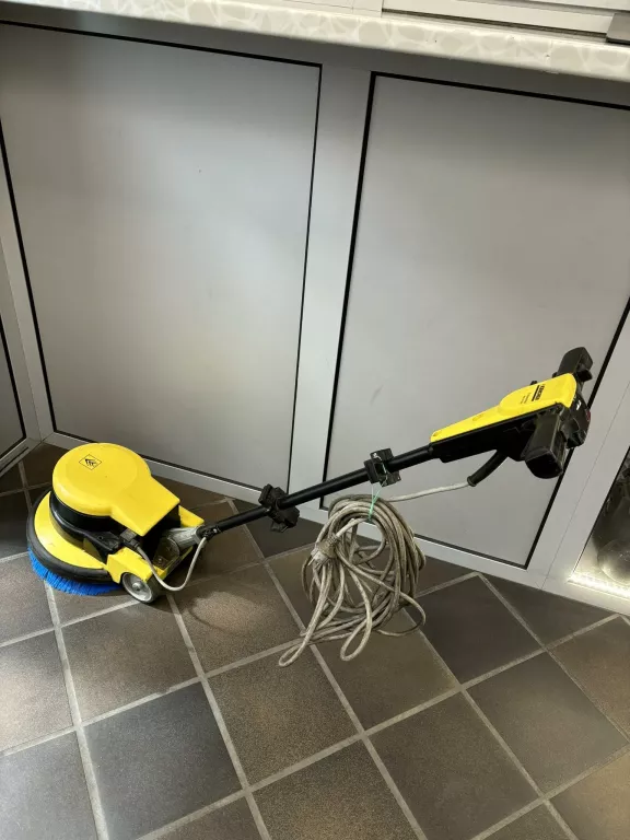 szorowarka-karcher-bds-33190c-sredzka-28-wroclaw