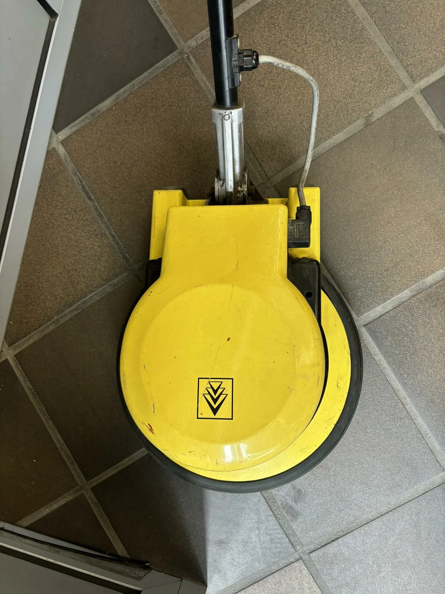 szorowarka-karcher-bds-33190c-marka-karcher