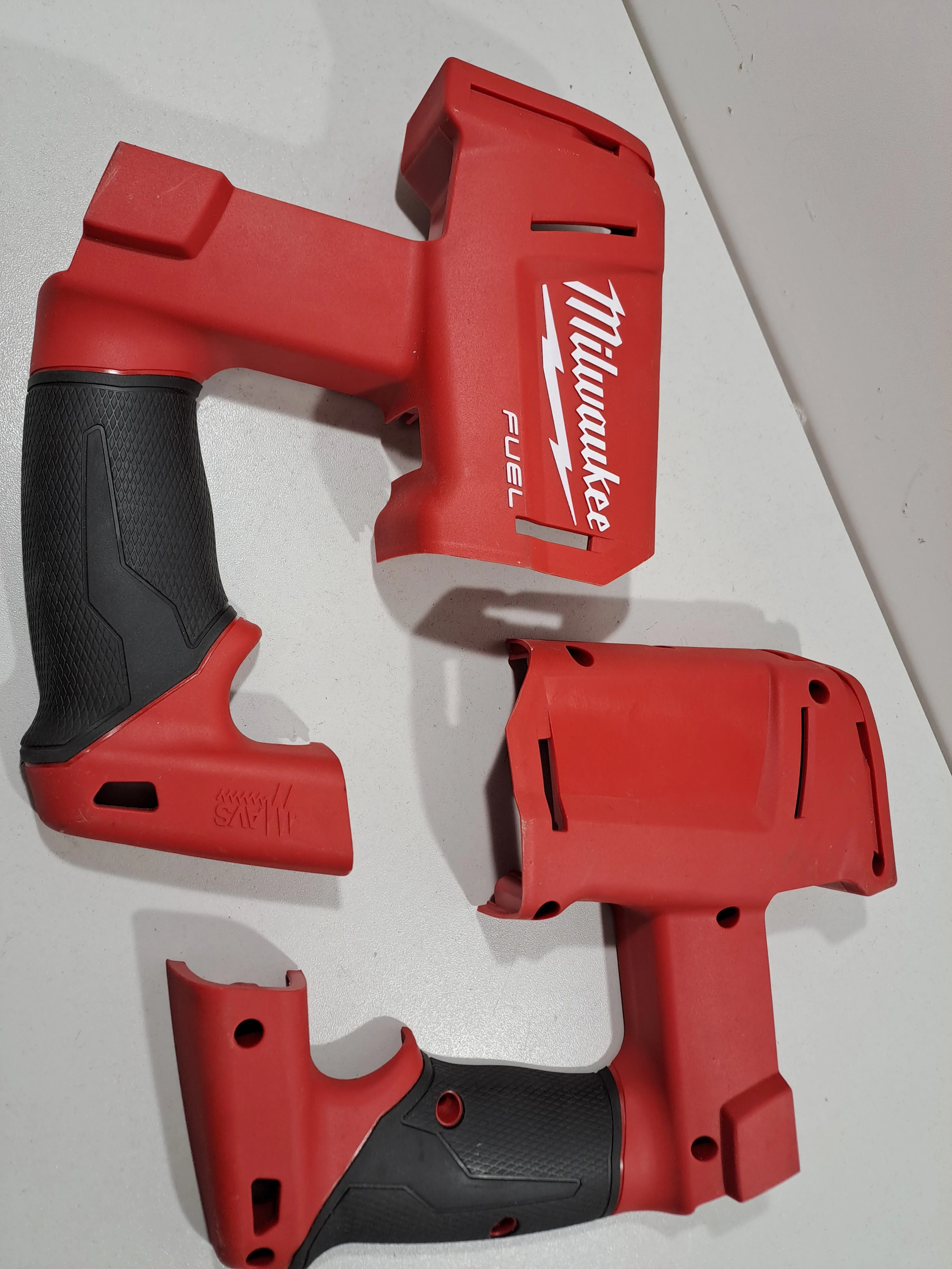 milwaukee-obudowa-do-mlotowiertarki-m18-chx-stan-uzywany