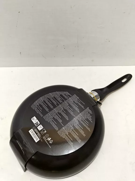 PATELNIA MAŁA 24CM POLECAM!