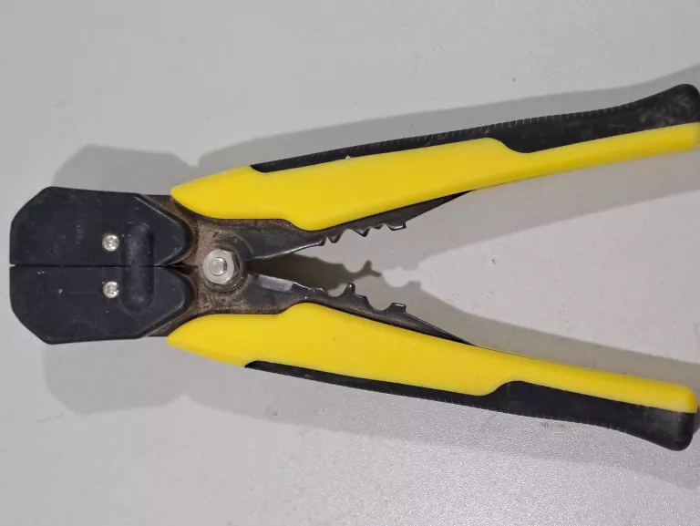 STANLEY FMHT0-96230 SZCZYPCE ŚCIĄGACZ DO CIĘCIA I ŚCIĄGANIA IZOLACJI