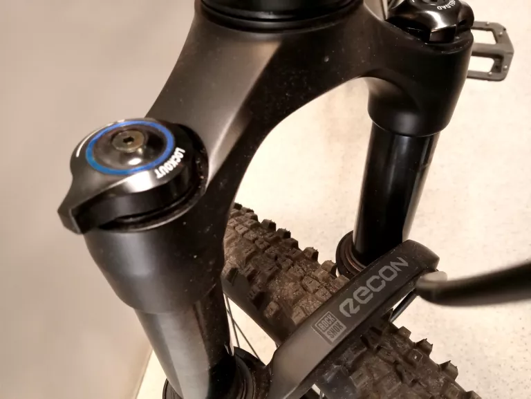 rower-romet-mustang-m8-kola-29-rama-21-cali-gwarancja-do-012026-ean-gtin-5907782795764