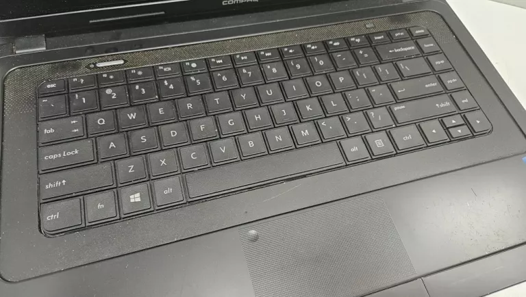LAPTOP HP COMPAQ PRESARIO CQ57 4GB/WIN7/500GB