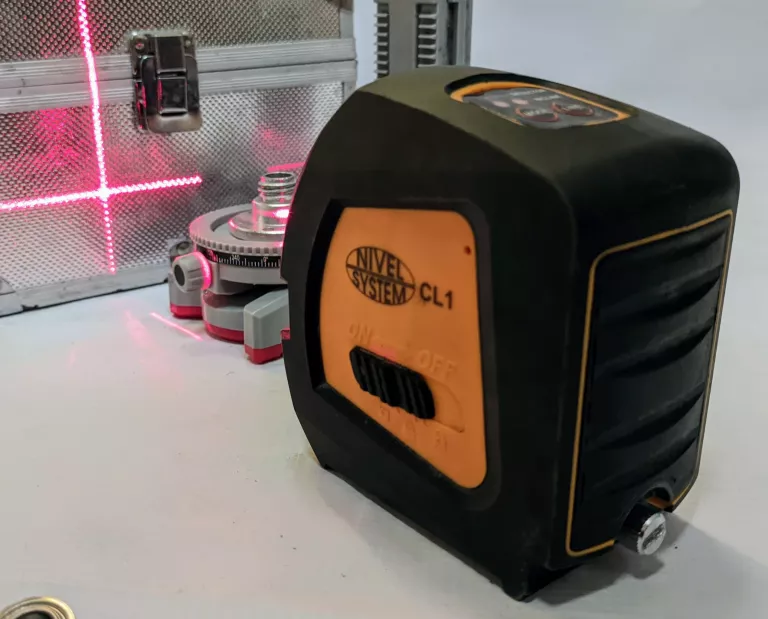 LASER KRZYŻOWY NIVEL SYSTEM CL1