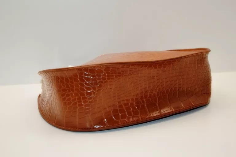 TOM & ROSE TOREBKA MAŁA CAMEL NA RAMIĘ HOBO