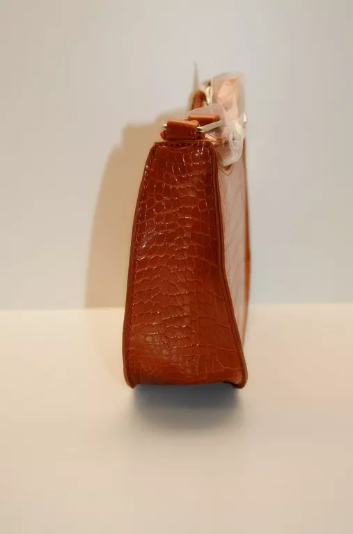 TOM & ROSE TOREBKA MAŁA CAMEL NA RAMIĘ HOBO
