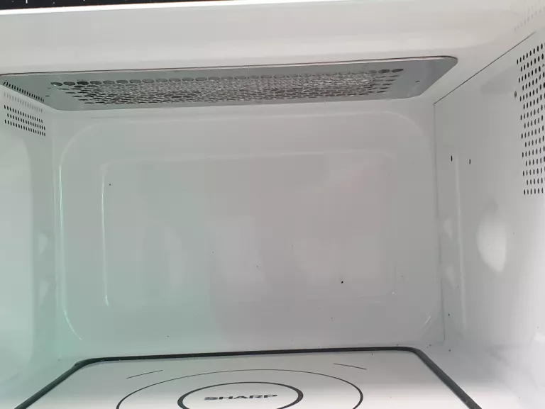KUCHENKA MIKROFALOWA SHARP R760BK
