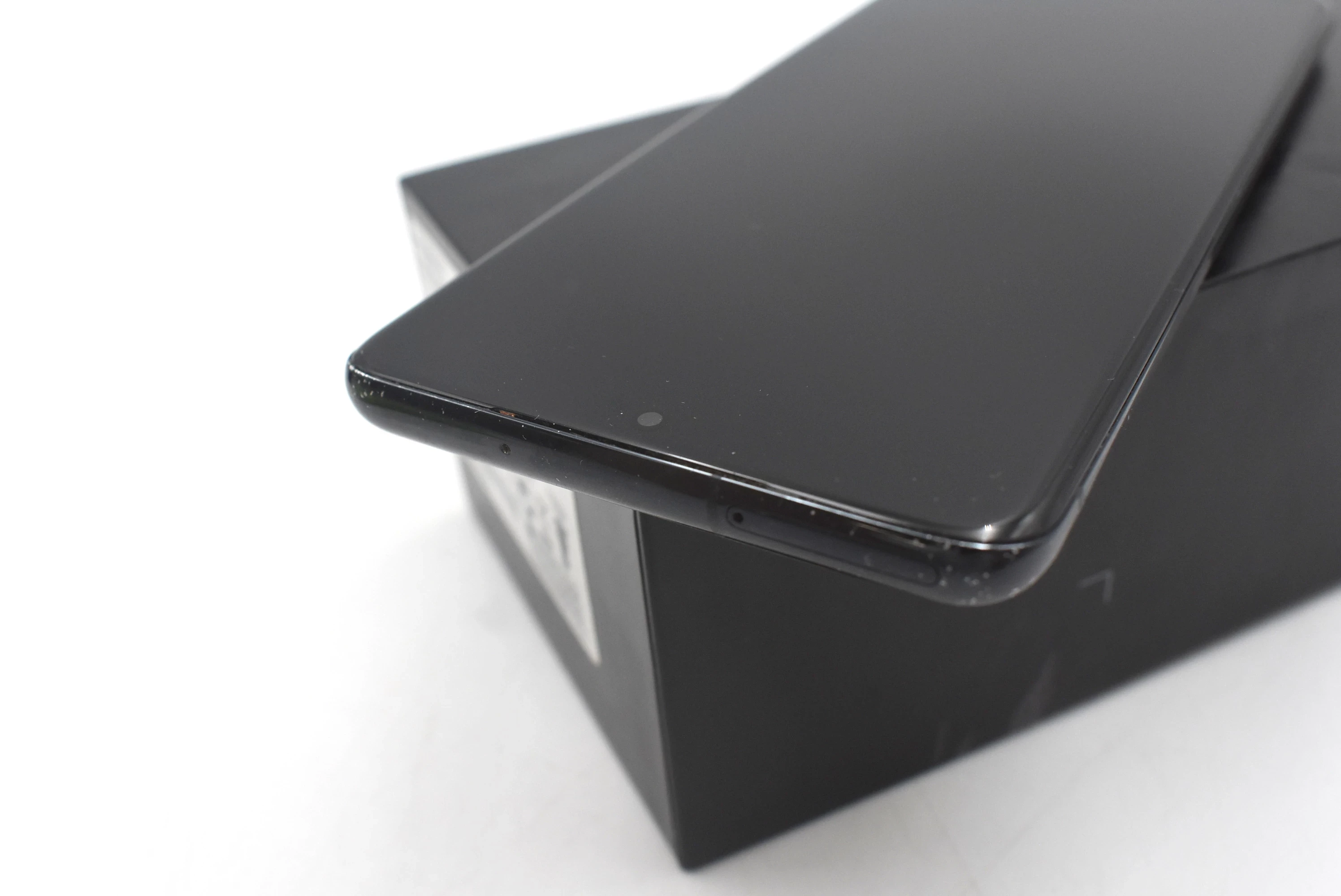 telefon-samsung-galaxy-s20-5g-12128gb-komplet-kod-producenta-sm-g986bzwdeud