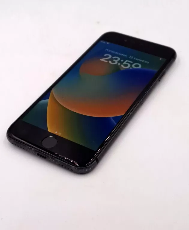 SMARTFON IPHONE 8 ZBITE PLECY BAT. SERWIS