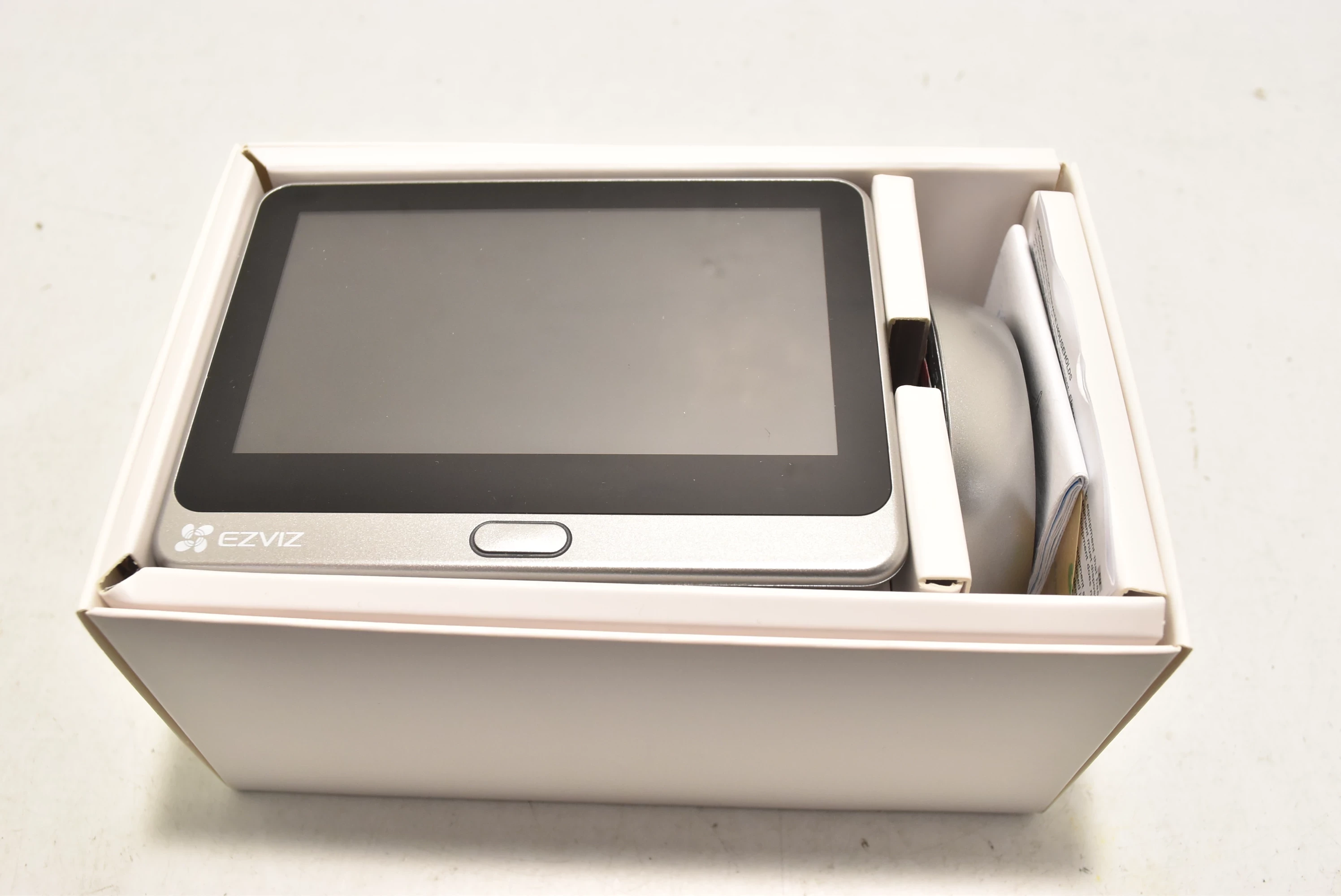 wizjer-dp2c-ezviz-elektroniczny-wifi-kamera-rodzaj-domofonu-jednorodzinny