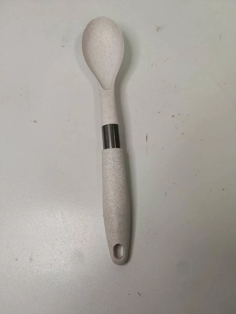 plastikowa-lyzka-do-salatki-wroclawska-71-krakow