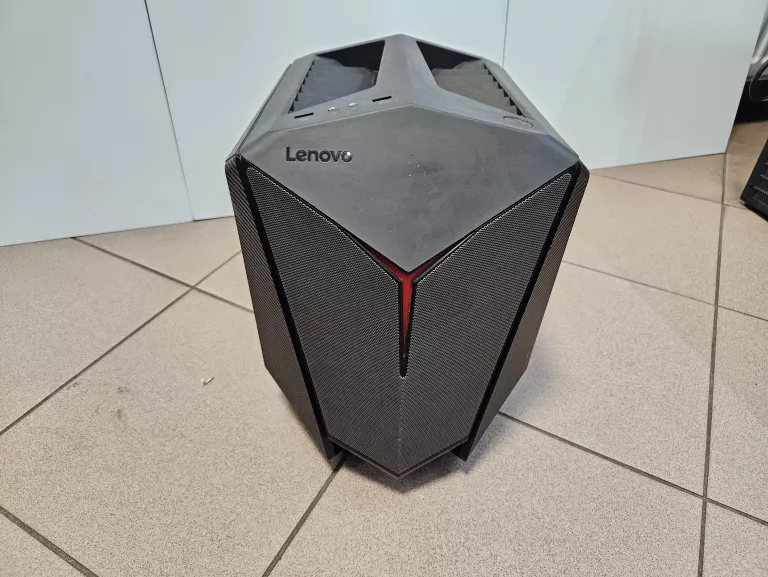 KOMPUTER LENOVO Y720 CUBE 15ISH 8GB 1000GB HDD I5 7GEN RADEON RX480