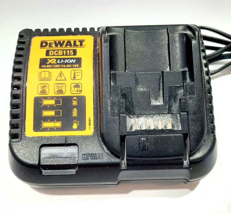DEWALT WIERTARKA, WKRĘTARKA, AKUMULATOR, ŁADOWARKA ZESTAW