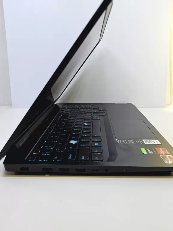 LAPTOP LENOVO IDEAPAD GAMING 3 15ARH05 15,6 " AMD RYZEN 5 16 GB / 512 GB