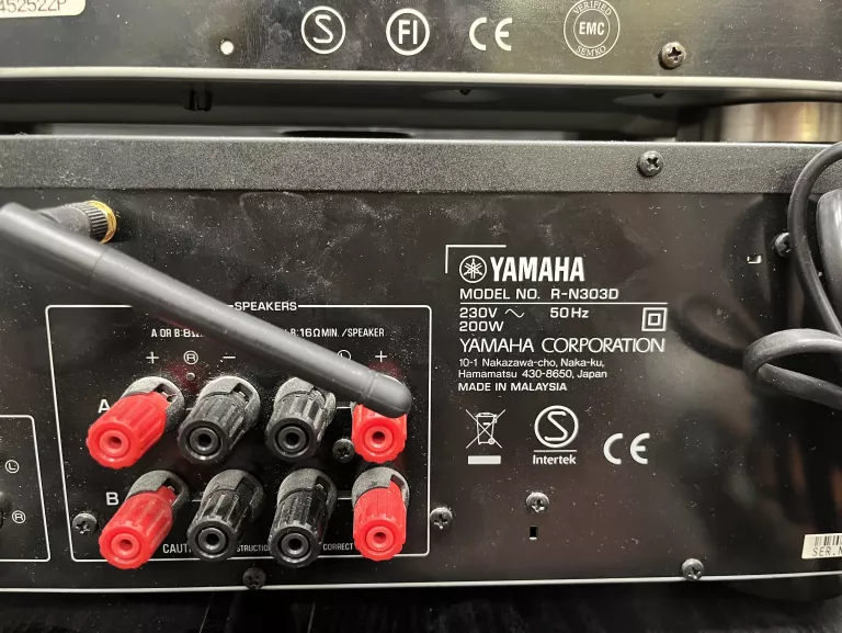 AMPLITUNER YAMAHA R-N303D + KOLUMNY + ODTWARZACZ CD YAMAHA CDX-396