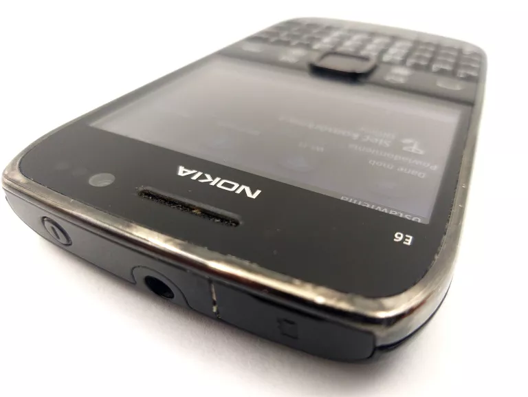 TELEFON NOKIA E6 256MB/8GB