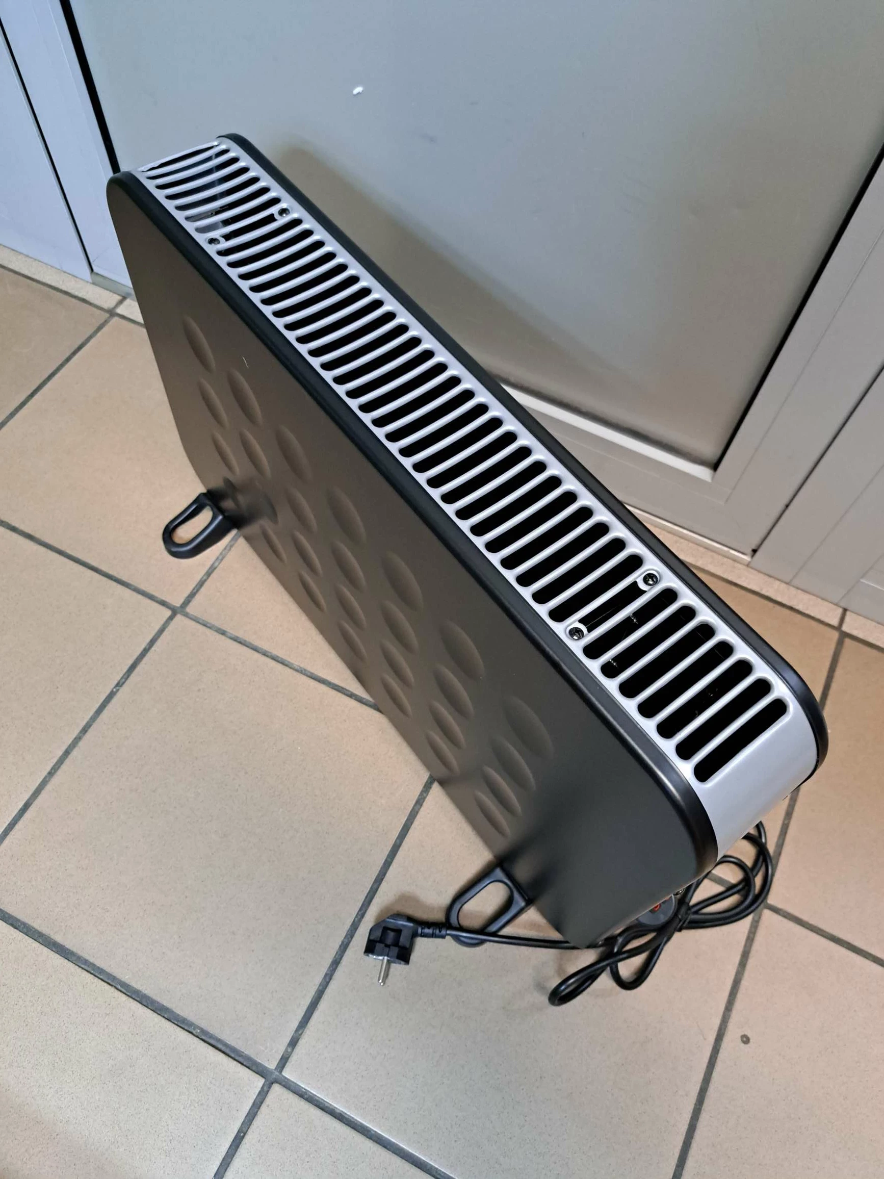 grzejnik-konwektorowy-milla-mch201k-stan-idealny-kolor-dominujacy-129357-3