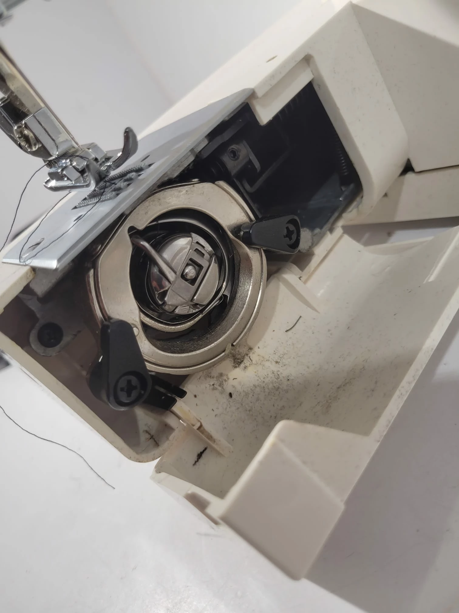 maszyna-do-szycia-lucznik-2014-ewa-kod-producenta-ewa-2014