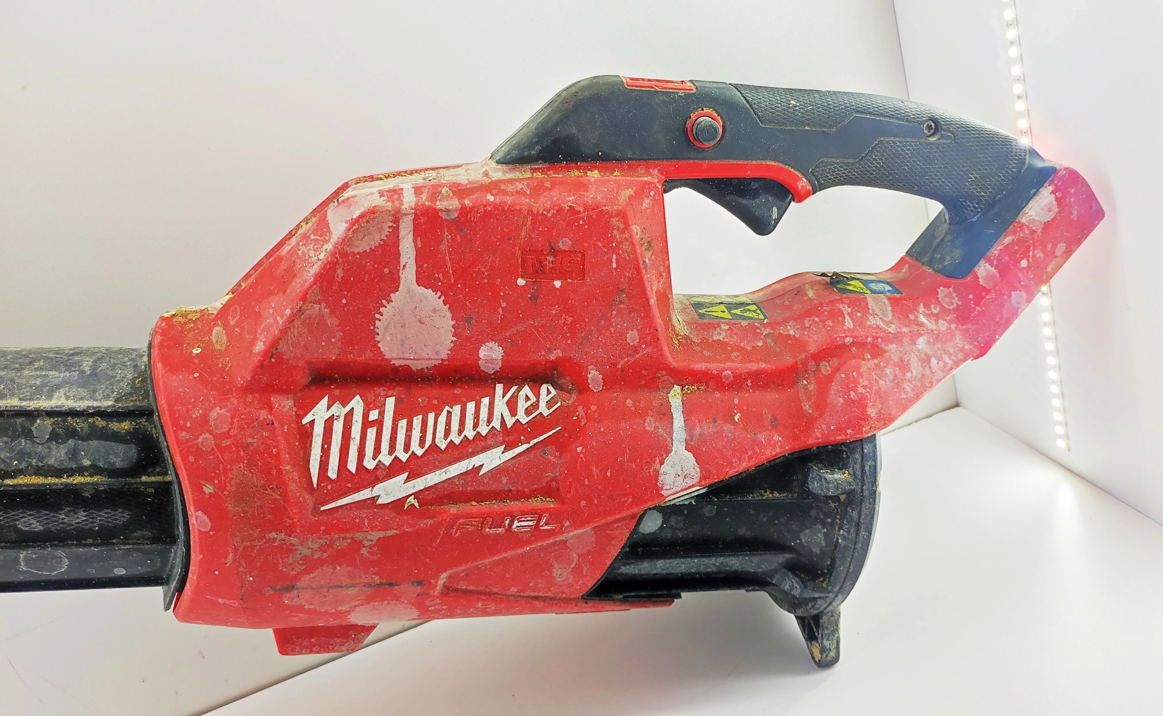 milwaukee-dmuchawa-akumulatorowa-m18-fbl-stan-uzywany