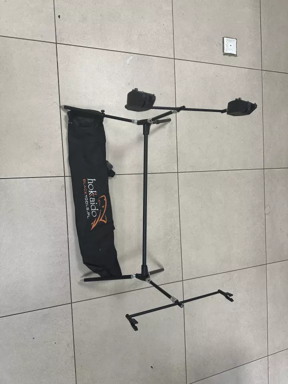 TRIPOD STATYW NA WĘDKI HOKKAIDO Z SYGNALIZATORAMI BRAŃ