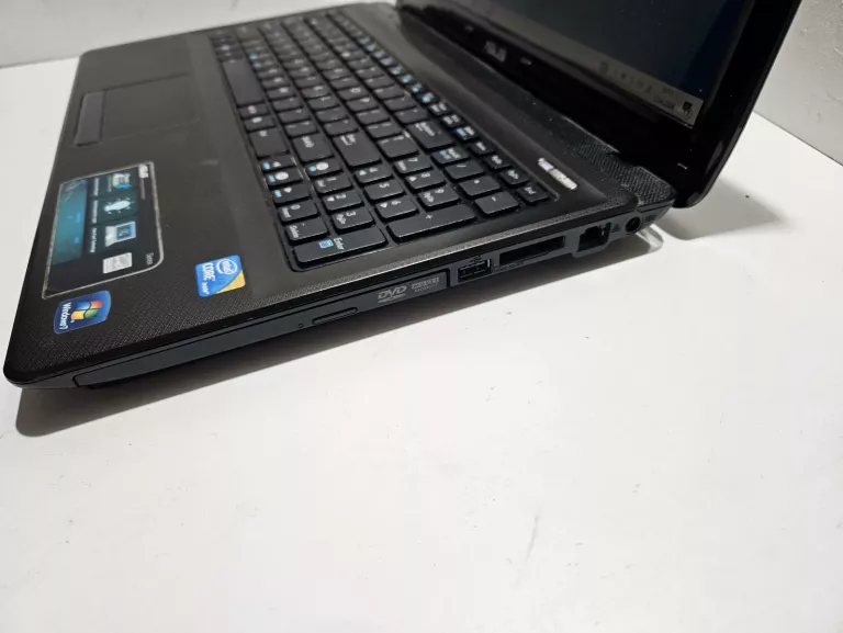 LAPTOP ASUS K52F 15,6 " INTEL CORE I3 3 GB / 250 GB