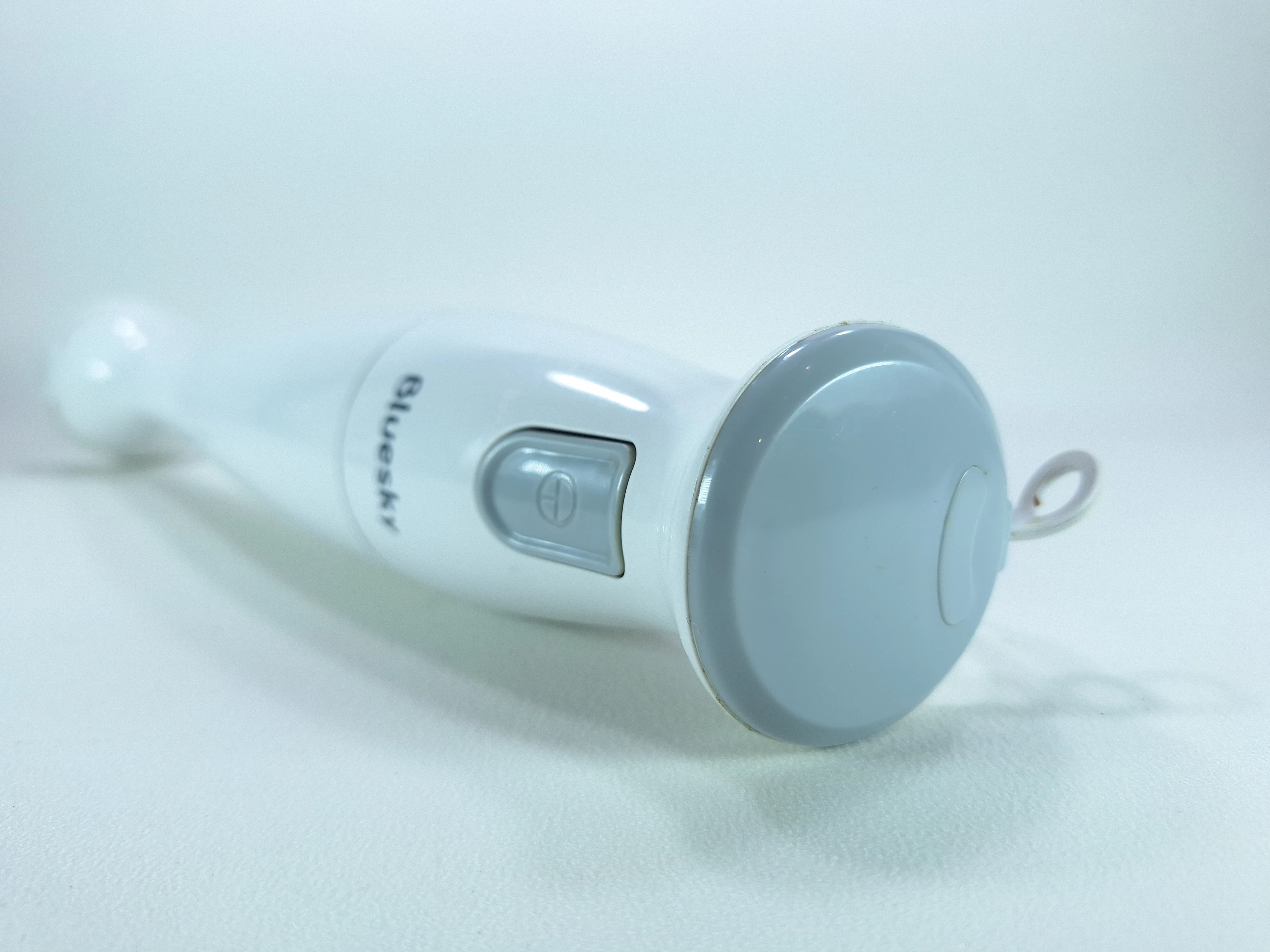 blender-reczny-bluesky-bhb170-20-w-pudelku-moc-170