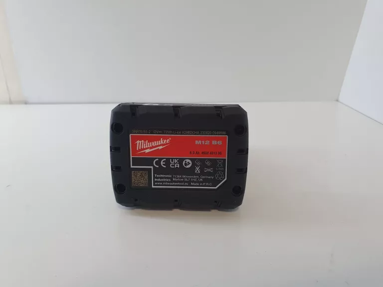 MILWAUKEE NOŻYCE DO BLACHY SKOKOWE M12 FNB16 + AKU BATERIA 6AH
