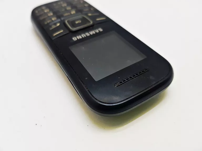 TELEFON SAMSUNG GT-E1200 + ŁAD (MENU ANG)