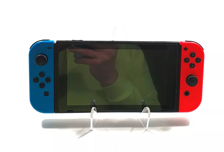 KONSOLA NINTENDO SWITCH/ETUI/POKROWIEC (OPIS)!