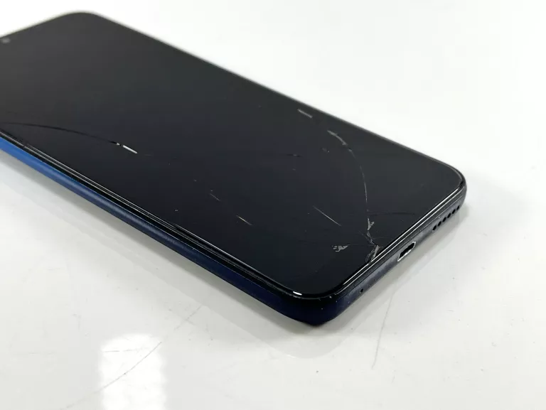 motorola-moto-e7-plus-464gb-xt2081-2-misty-blue-pamiec-ram-202865-214121