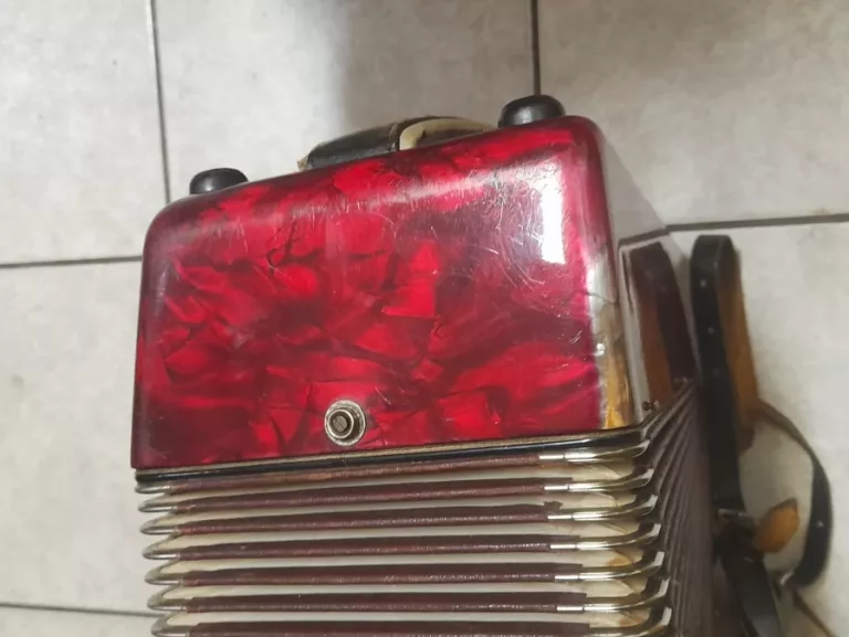 AKORDEON WELTMEISTER STELLA 80
