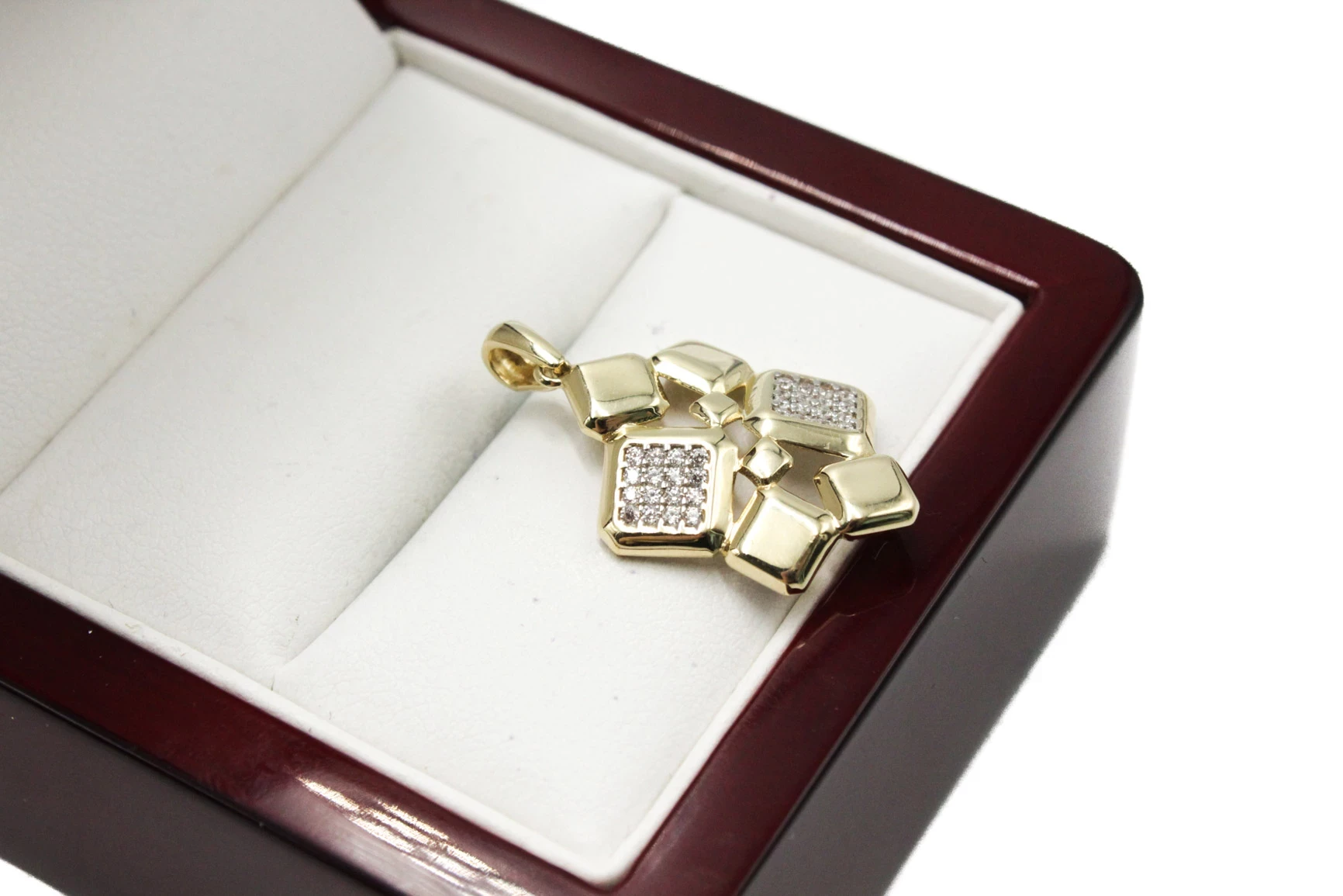 zlota-zawieszka-wzor-geometryczny-kwadrat-szescian-585-191g-z6-prusa-60-pruszkow