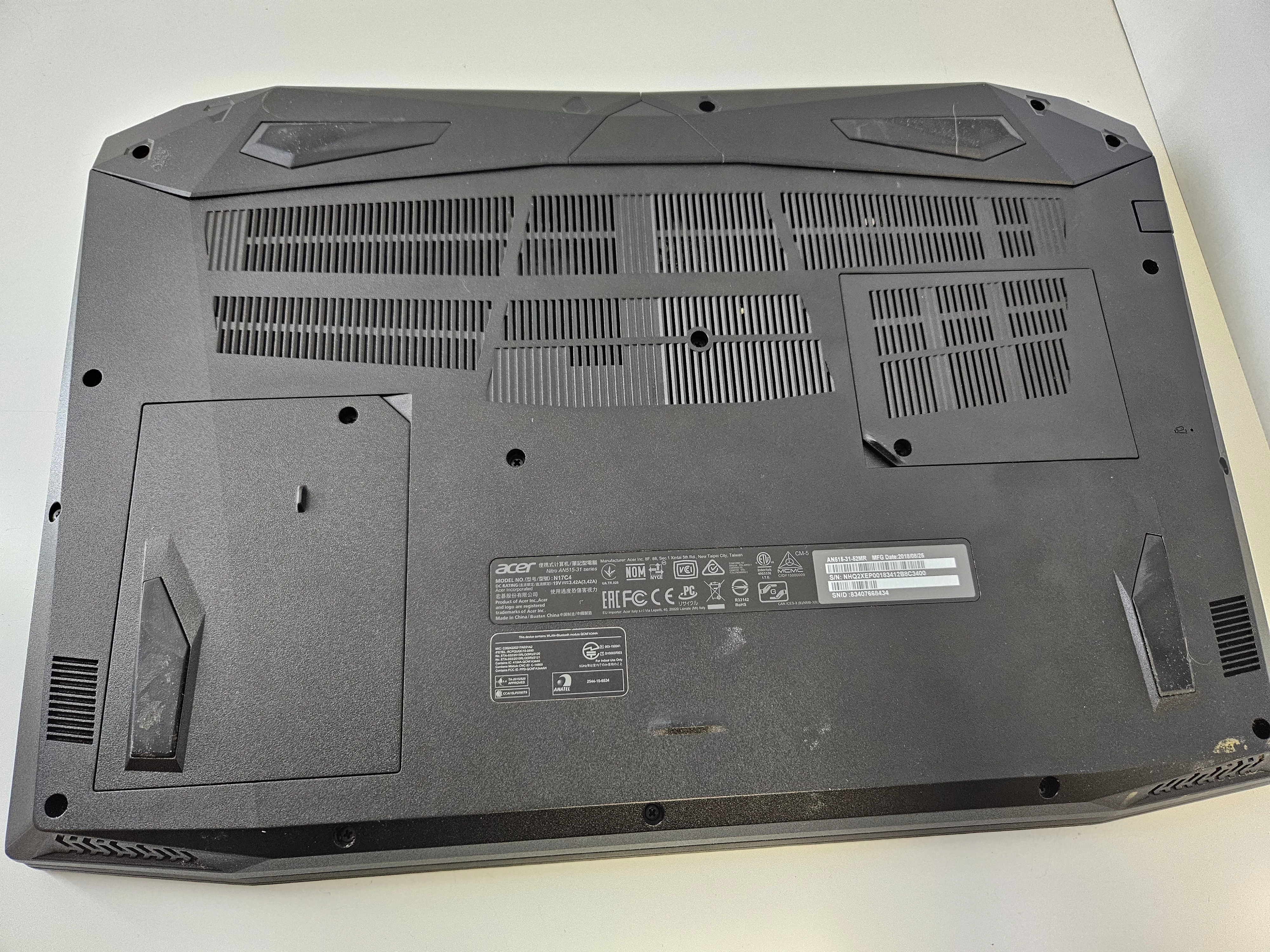 laptop-acer-nitro-an515-31-52mr-8gb1000gb-i5-8gen-geforce-mx150-stan-uzywany