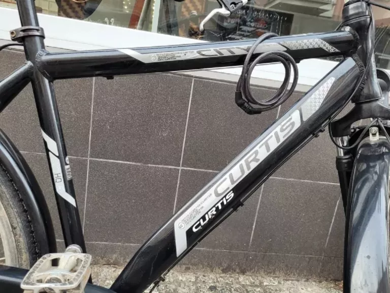 rower-curtis-28-kola-polecam-material-ramy-179-1