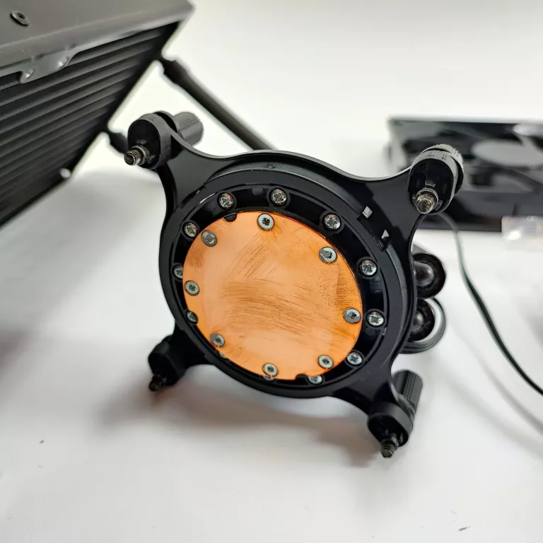 CHŁODZENIE PROCESORA CORSAIR HYDRO SERIES H110