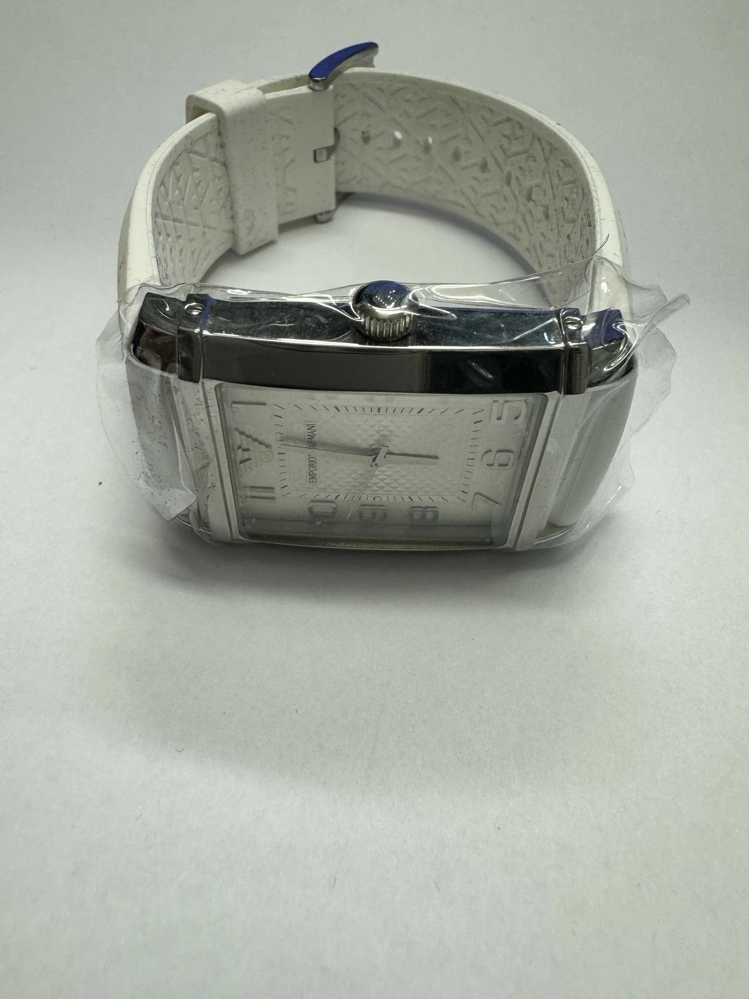 zegarek-emporio-armani-ar-0498-funkcje-wodoszczelny