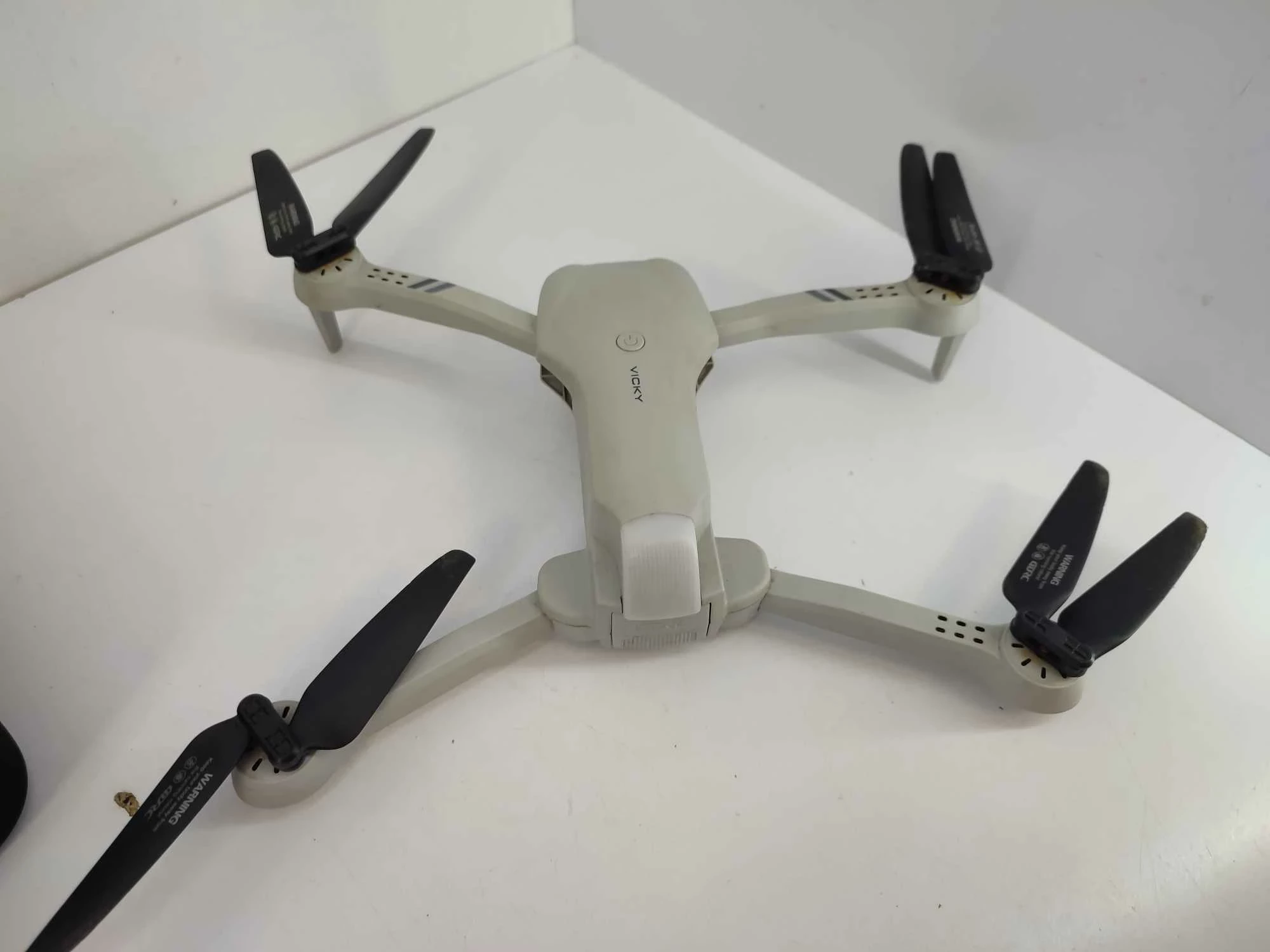 dron-4drc-f10-z-kamera-4k-pelen-zestaw-rodzaj-napedu-1015-1