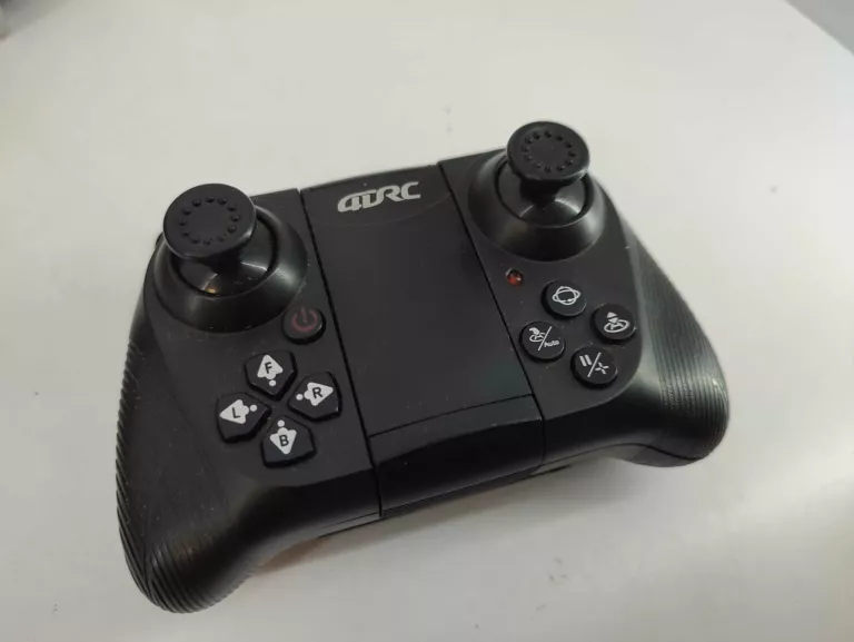 dron-4drc-f10-z-kamera-4k-pelen-zestaw-stan-zlozenia-384-2