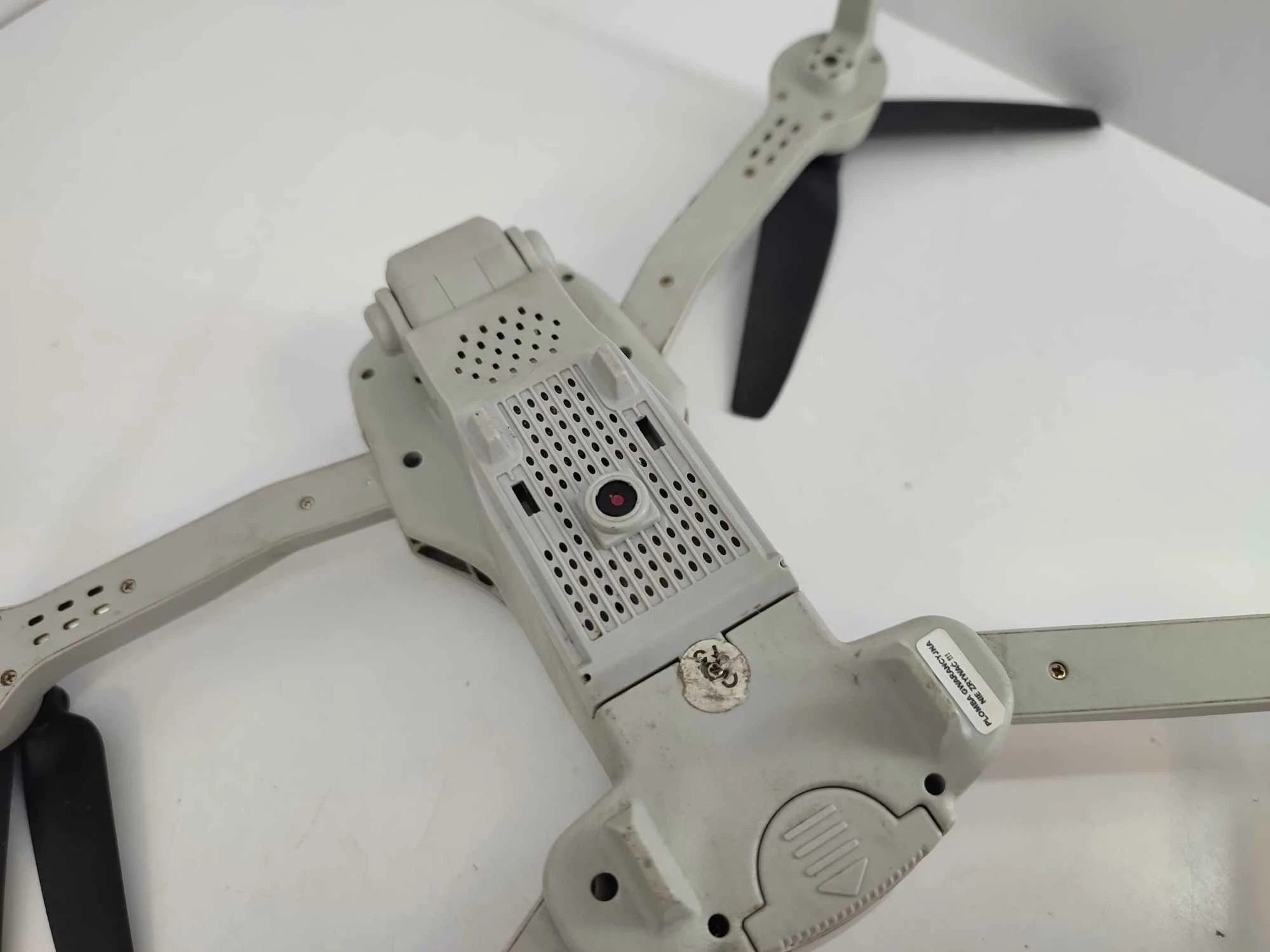 dron-4drc-f10-z-kamera-4k-pelen-zestaw-model-4drc-f10