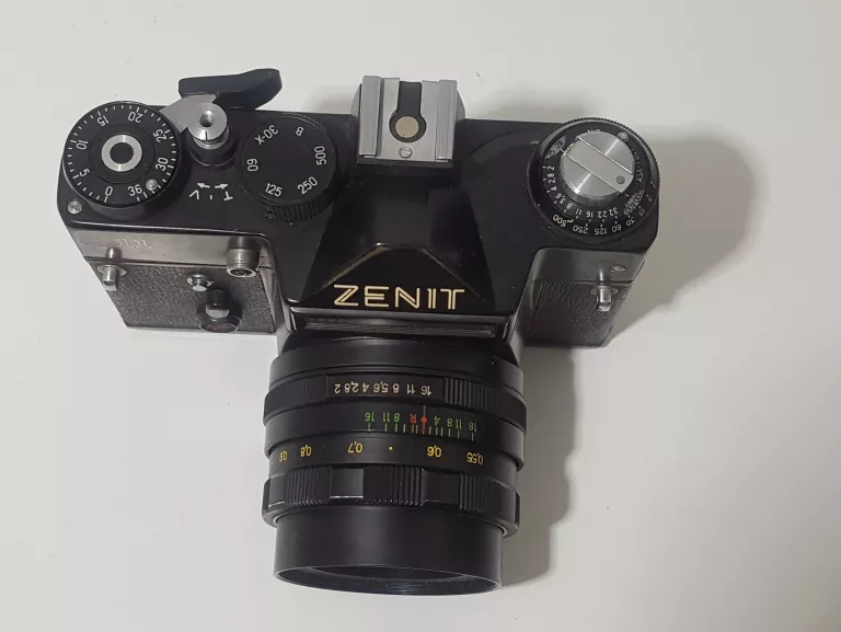 APARAT FOTOGRAFICZNY ZENIT 11 + OBIEKTYWY HELIOS 44M-4