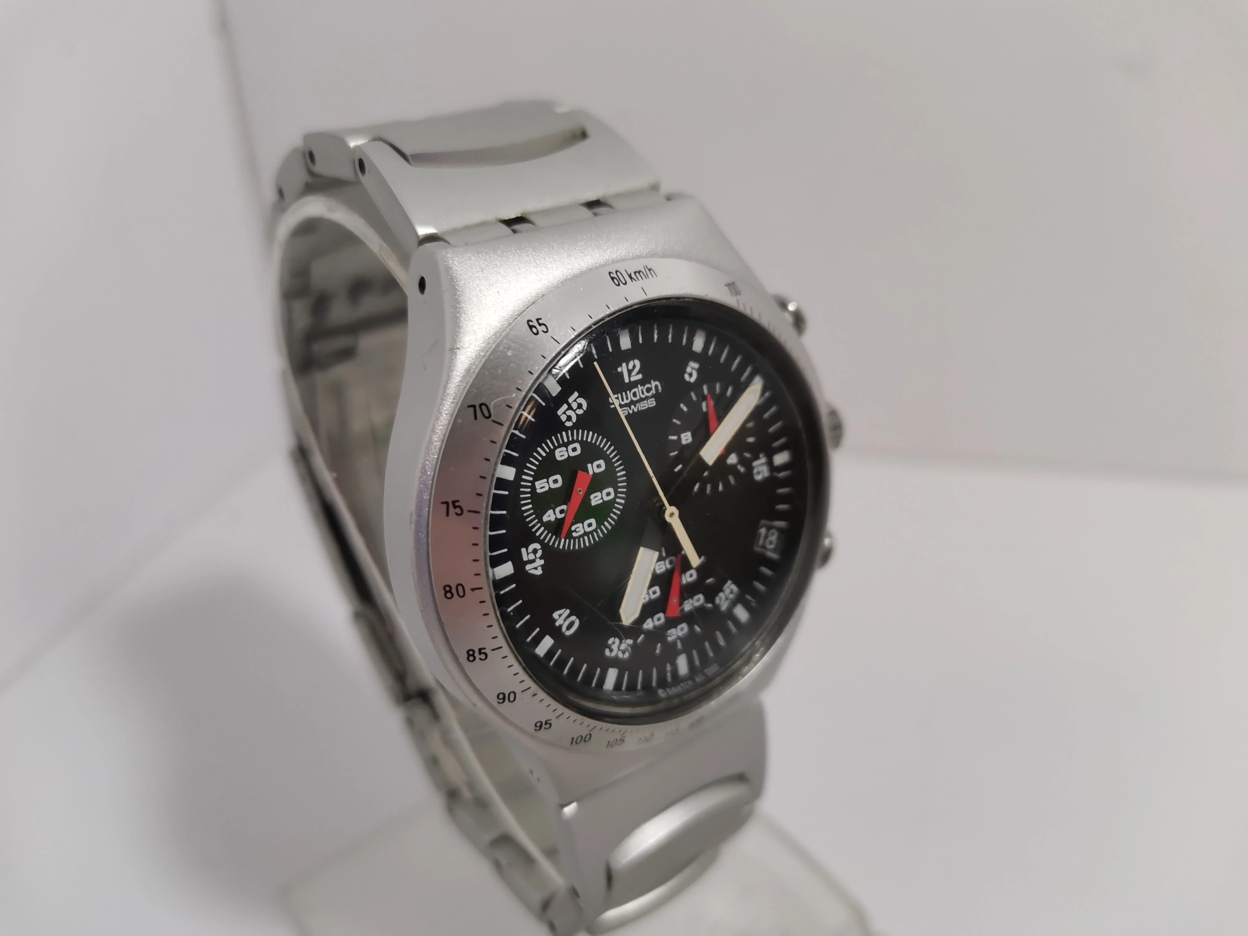 zegarek-swatch-irony-v8-stan-uzywany