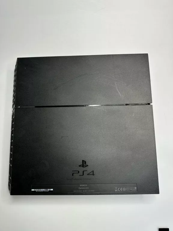 KONSOLA SONY PS4 CUH-1004A 500 GB.