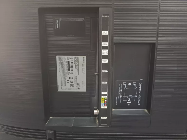 TELEWIZOR SAMSUNG UE55NU7102 55" 4K UHD