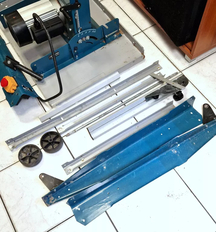 PIŁA STOŁOWA MAKITA 2712 2000W