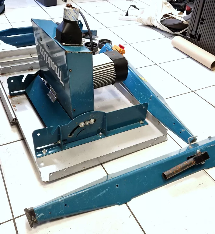 PIŁA STOŁOWA MAKITA 2712 2000W